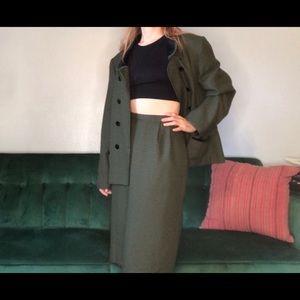 Le Suit Vintage Green & Black Plaid Suit, Size 16